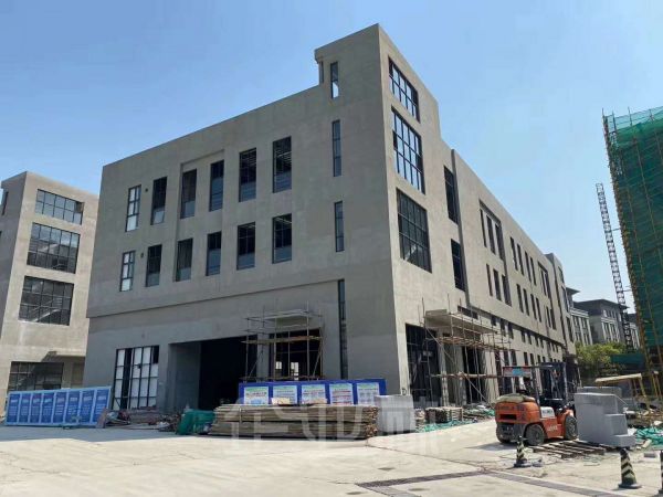 厂房正门图
