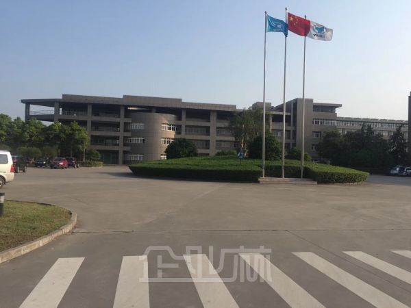 厂房正门图