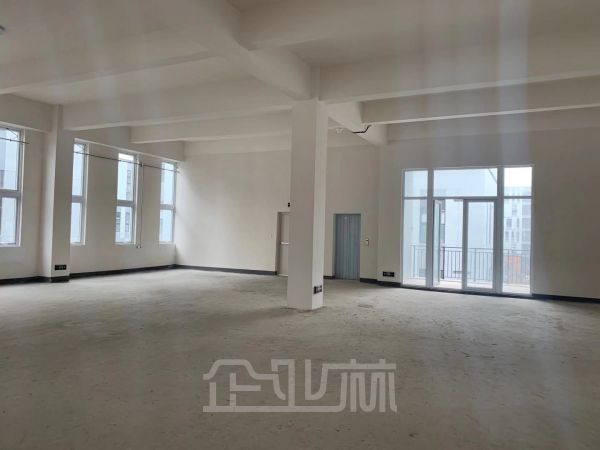 厂房正门图