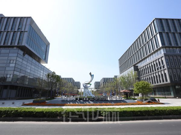 松江大港 整租整售一号楼9141平方米  6层 104地块