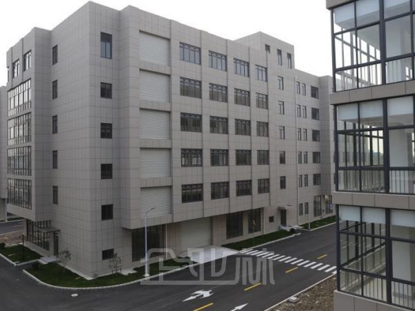 厂房正门图