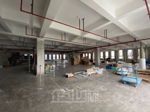 厂房正门图