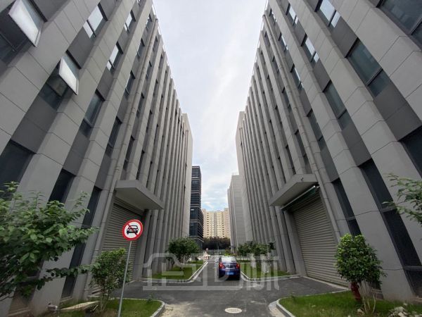 厂房正门图