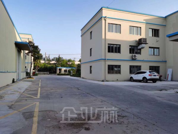 松江佘山 出租3888平方米单层厂房 104地块