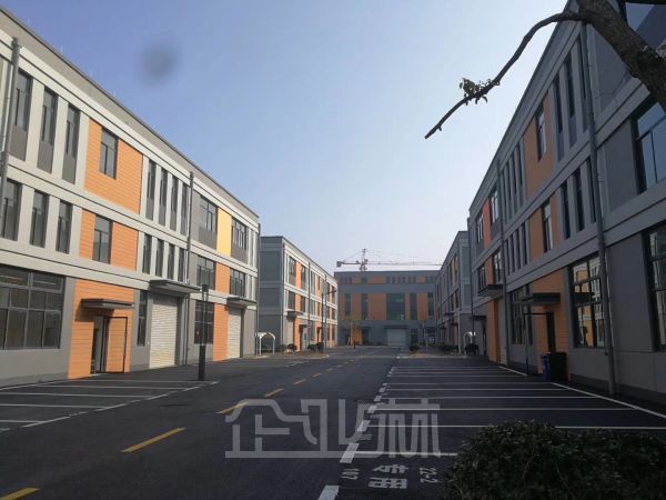 厂房正门图
