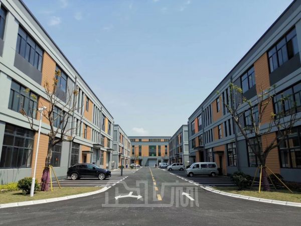 厂房正门图