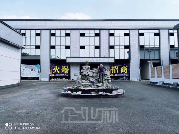 厂房正门图