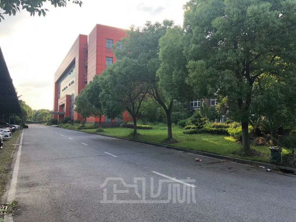 厂房正门图