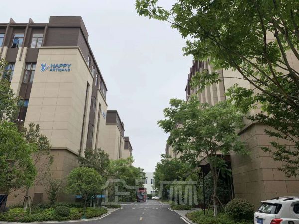 松江新桥 出售2153平方米独栋4层 研发办公厂房