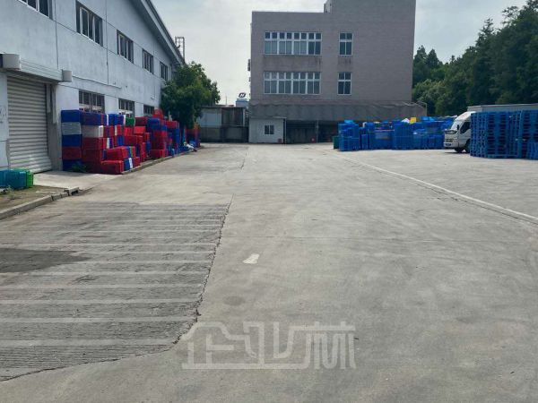 厂房正门图