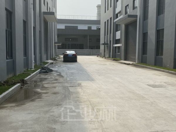 厂房正门图