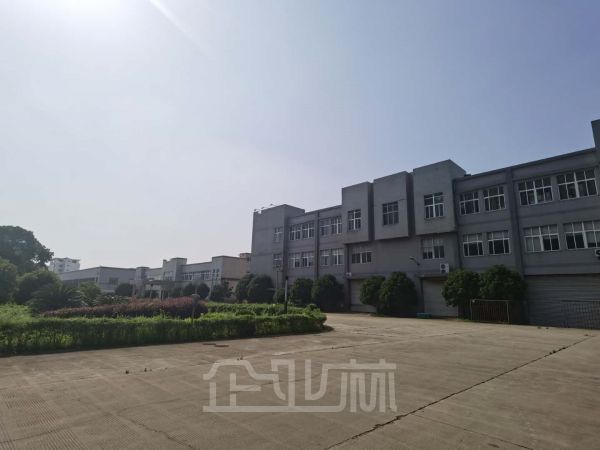 占地40亩3万平方厂房低价出售