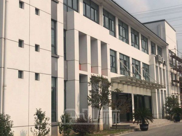 厂房正门图