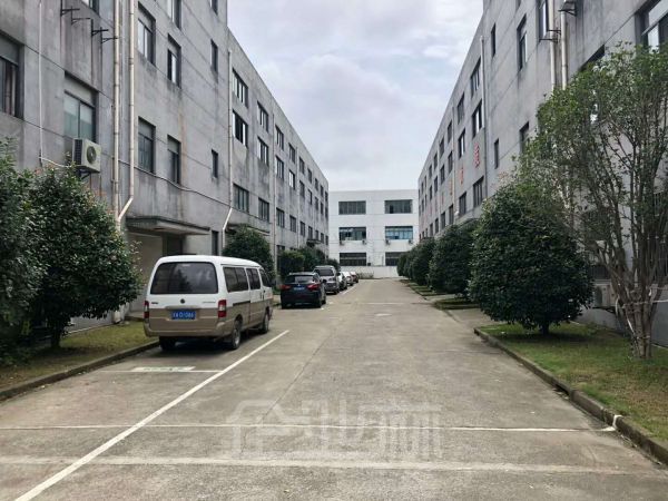 厂房正门图