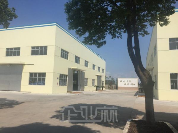 出售宜兴独门独院二手厂房8000平，层高10~12米