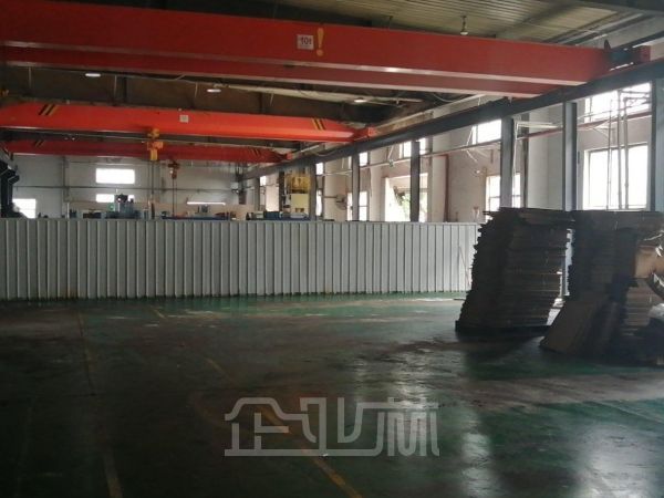 苏州吴中区甪直800平单层架行车厂房出租
