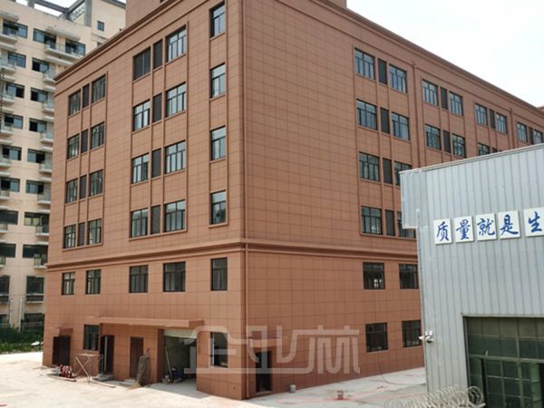 厂房正门图