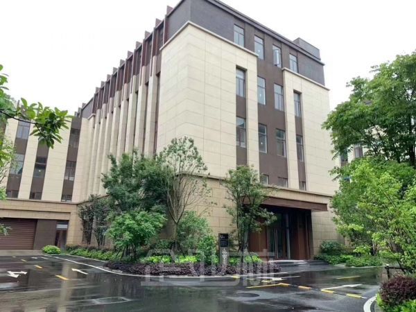 松江工业区 新建104板块厂房 面积1500—2200平 便宜出售