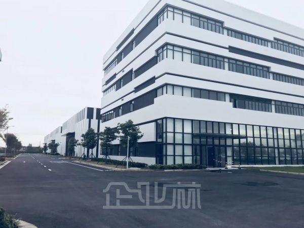 临港 104板块单层厂房3340平 高度10米