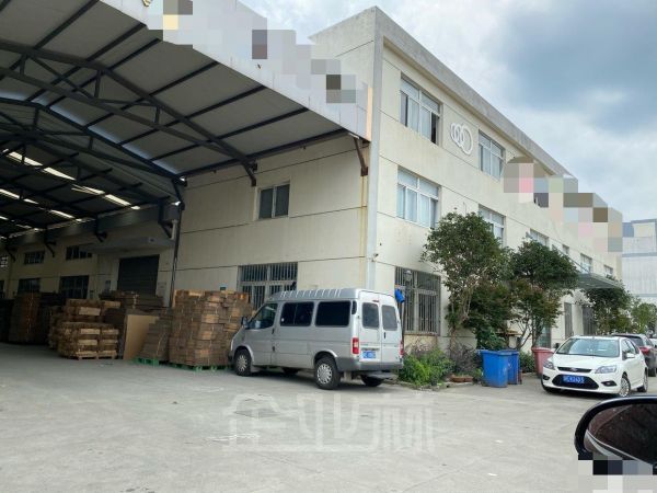 苏州吴中区胥口2500平单层厂房火车头式办公出租