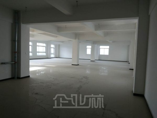 厂房正门图