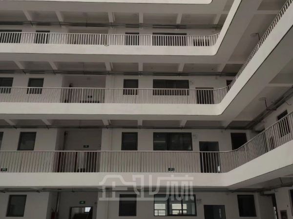 厂房正门图