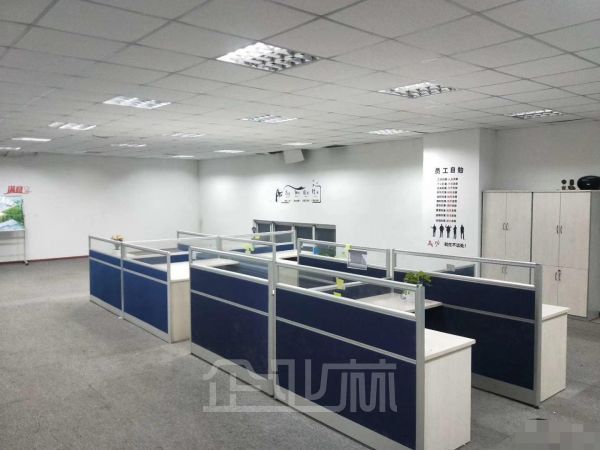 厂房正门图