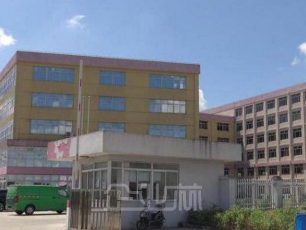 厂房正门图