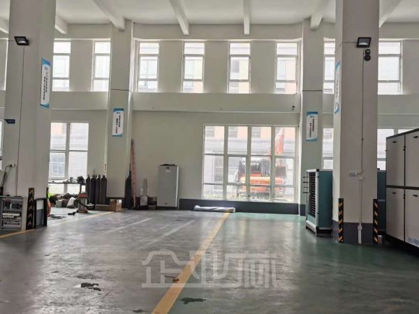 厂房内饰图