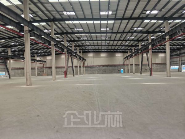 南通苏通园区10000平单层火车头厂房对外出租 租金24+2元/月/平米