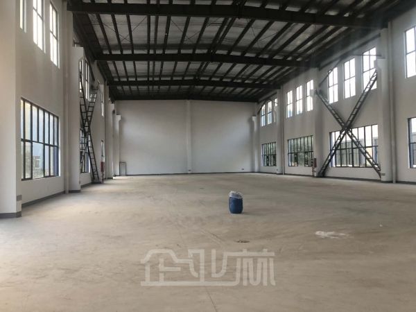厂房正门图