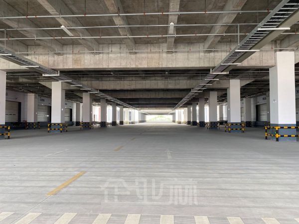 出租：松江新桥全新高标三层厂房、物流仓库2993-4183平！！