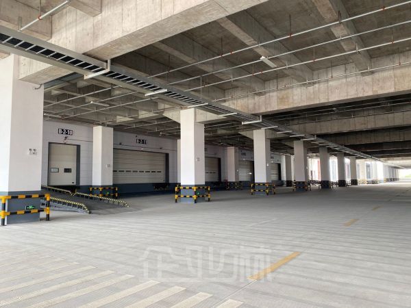 出租：松江新桥全新高标三层厂房、物流仓库2993-4183平！！