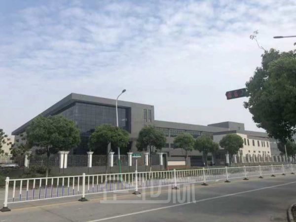 厂房正门图