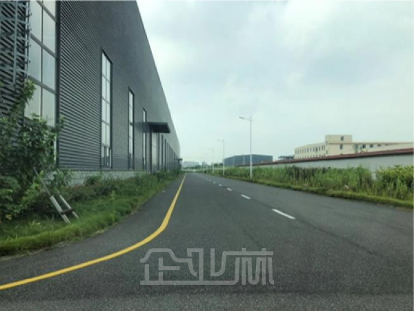厂房正门图
