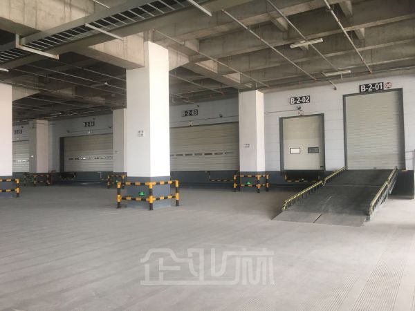 仓库正门图