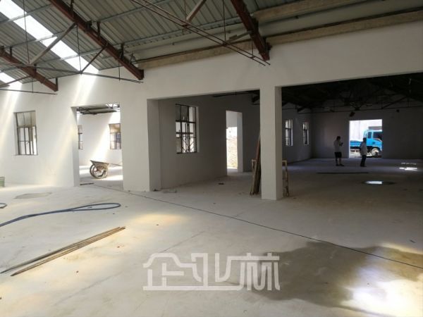 厂房正门图
