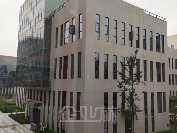 厂房正门图