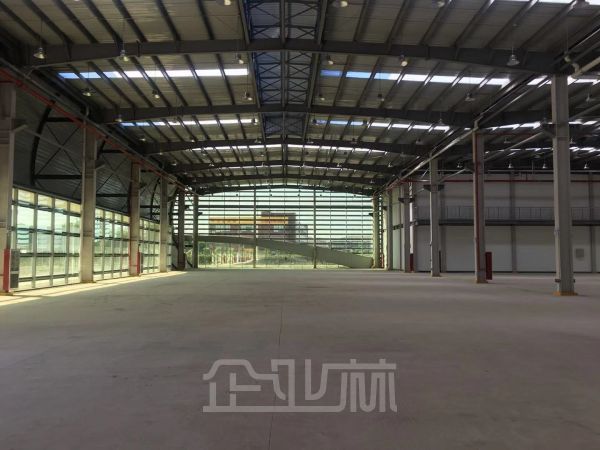 厂房正门图