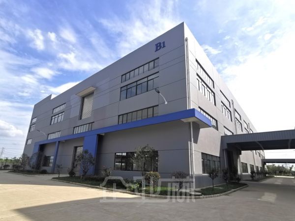 厂房正门图