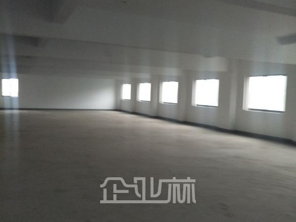 厂房正门图
