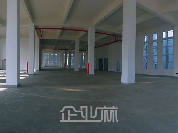 厂房正门图