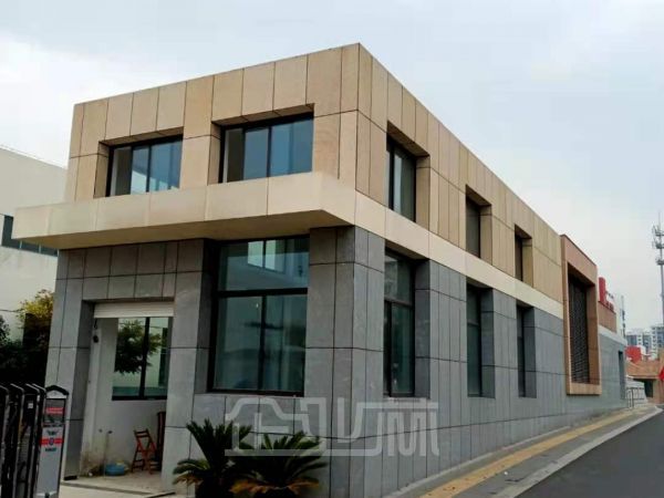 轻轨3号线新亭路出口仓库出租