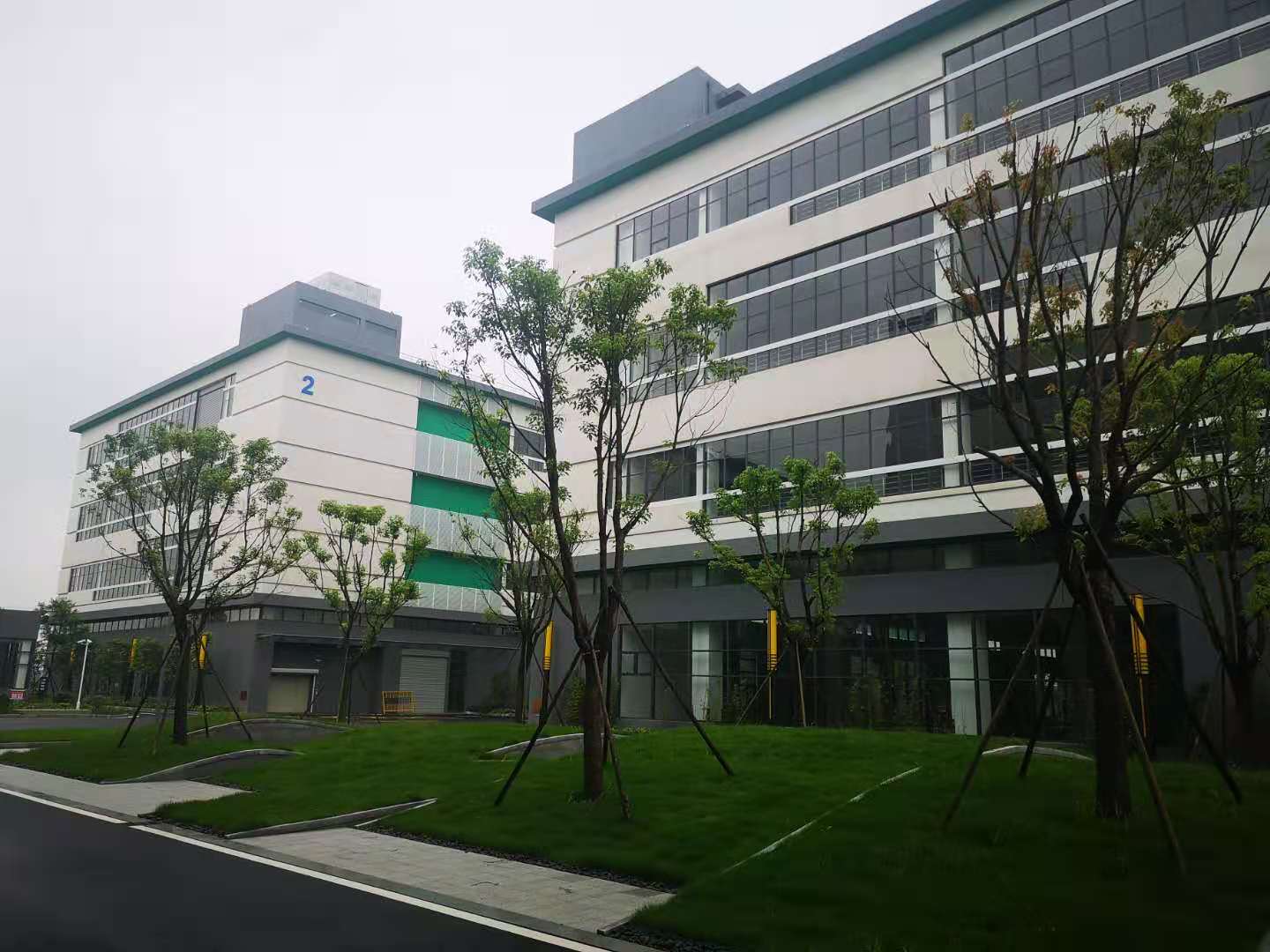 园区近照