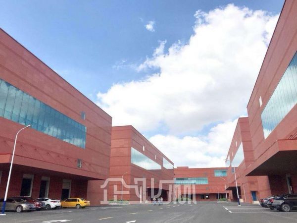 出租松江食品园区500~4000平全新厂房  配套齐全 有蒸汽燃气 排污房