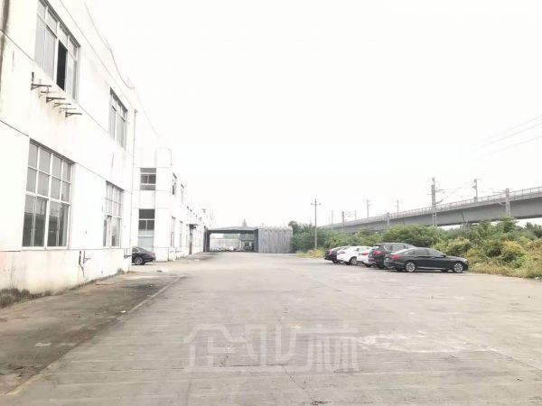 厂房正门图