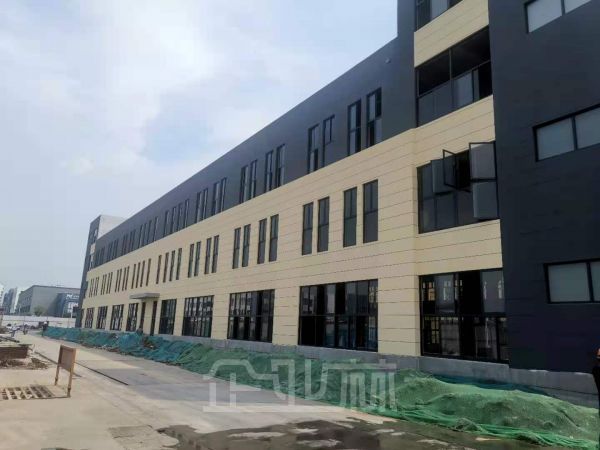 厂房正门图