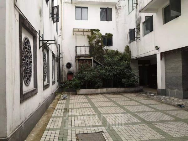 办公正门图