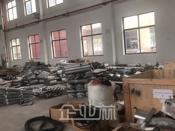 厂房正门图
