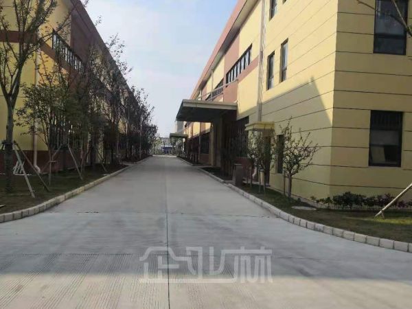 厂房正门图